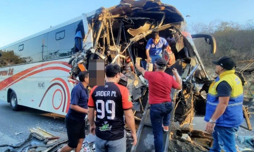 Dos Muertos Y 19 Heridos En Accidente En La Vía Guayaquil Salinas